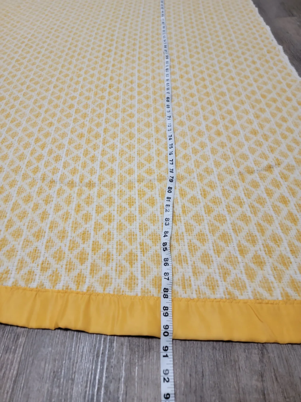 Vintage 80s 90s JC Penneys Woven Blanket Satin Trim Gold Diamond/Geometric USA